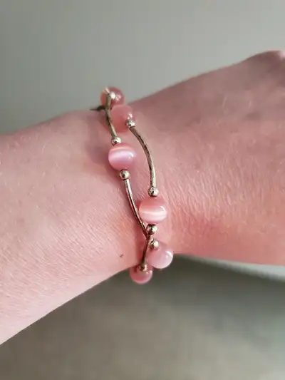Cute, stretchy bracelet, View more