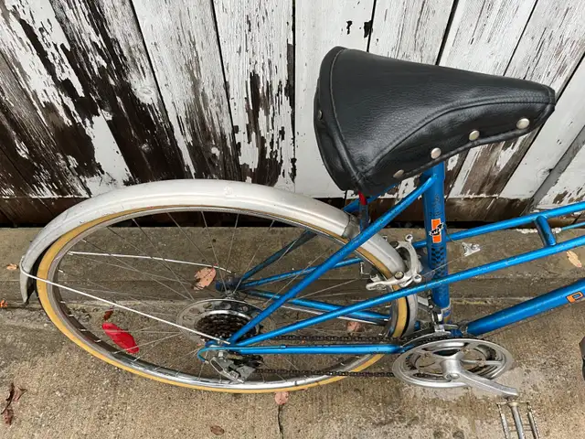 Peugeot 10-spd city bike w/BRAND NEW TIRES $95+ in Cruiser, Commuter & Hybrid in City of Toronto - Image 3