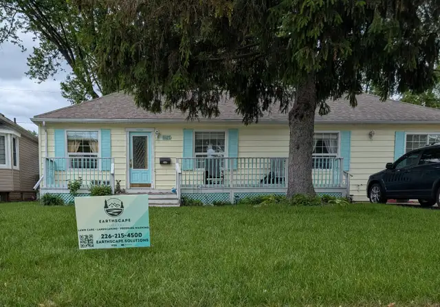 Fresh sod for your lawn with Earthscape Solutions!63234988113155121