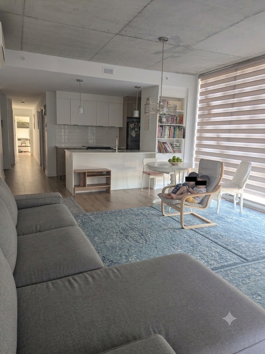 Spacious 3BR/2BA Corner Condo in Saint-Léonard – Lease Transfer — photo 2