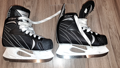 Hockey skates size US 3 / Mondo 21.5, View more