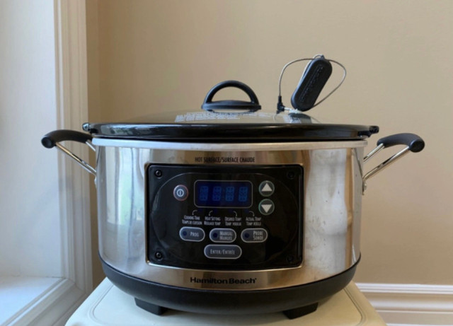 Hamilton Beach Set’n Forget, Programmable Slow Cooker, 6qt in Other in Markham / York Region - Image 2