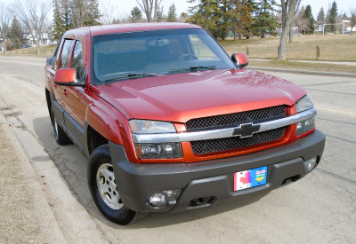 2003 Avalanche LT 4x4, only 220Km, in Excelent Shape !!!