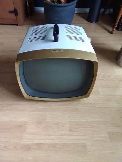 Tv Téléviseur Antique, View more