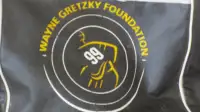 WAYNE GRETZY  HOCKEY BAG