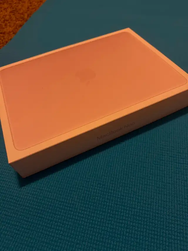 MacBook507648928226355202