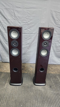 AudioTrak Tower Speakers Cherry wood Finish