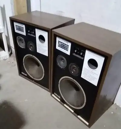 Craig speakers  Model 5702 SERIES 5000- Lots of speakers here, View more