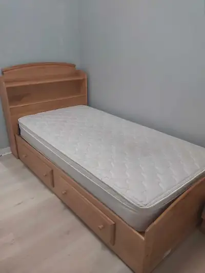 Bayview/Sheppard **Fully Furnished All Inclusive Room Near TTC *