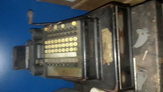 Cash register in Arts & Collectibles in Saint John - Image 2