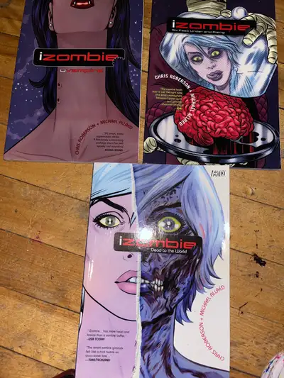 Izombie set of comic books , View more