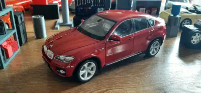 Diecast BMW X6 Welly 1/18 Voiture de collection Sans boîte Autos de collection miniatures, Voitures...