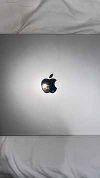 MacBook Air Starlight 