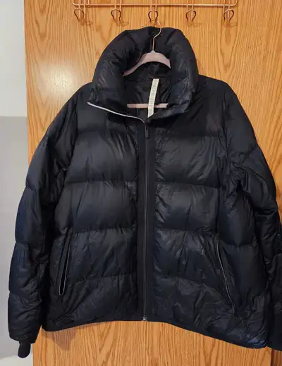Lululemon Cloudscape Down Jacket Size 12, View more