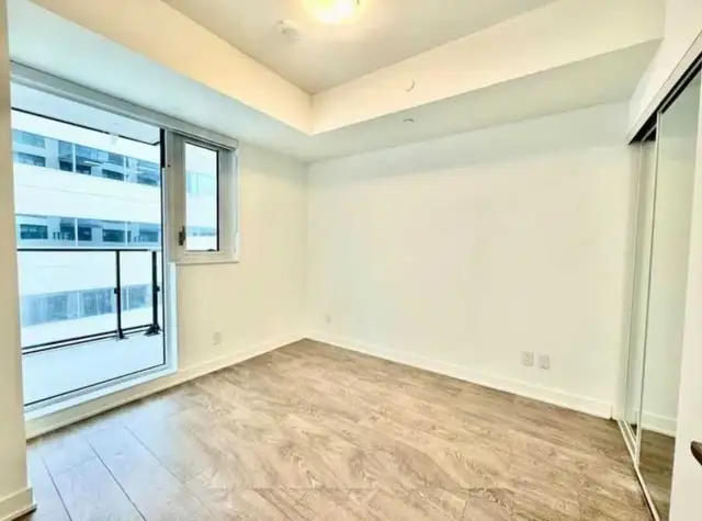 Furnished Condo 1 plus Den  for rent