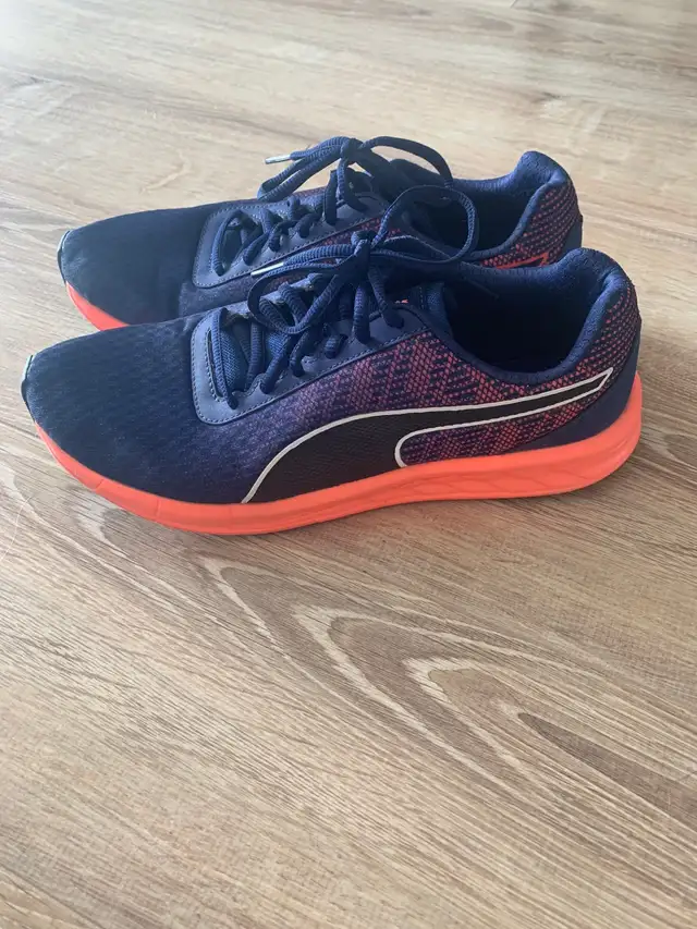 Puma running shoes  in Women's - Shoes in Longueuil / South Shore - Image 4