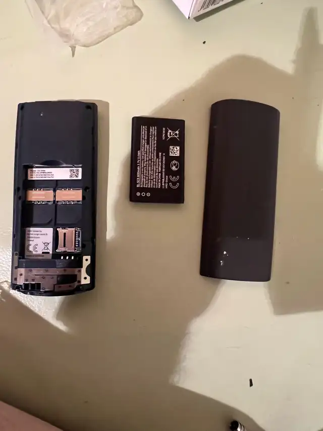 New Nokia 106 4G Dual Sim Card Cell Phones for sale  in Cell Phones in City of Toronto - Image 5