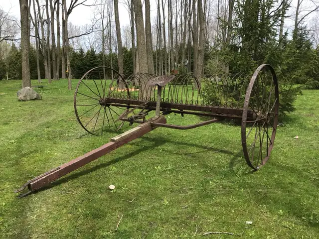 Antique Hay Rake63234962153603124