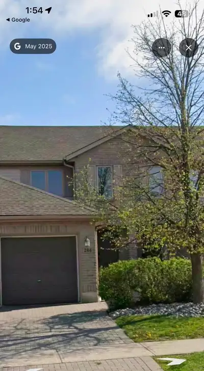 **Bright Private Room Available for Rent – Near Block Line Rd & Strasburg Rd, Kitchener** Looking fo...