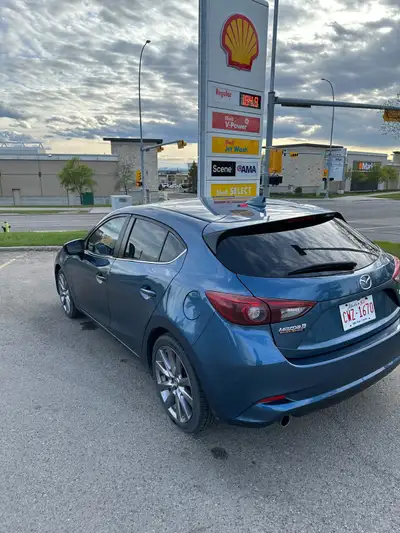 Here’s the updated listing: 2018 Mazda3 GT Sport Hatchback Fully Loaded Spec 130,000 km Sharp, sport...