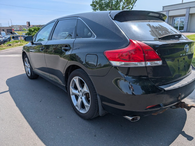 2009 Toyota Venza LE 6 Cyl, Auto, AWD , AC Low Kms only 195 K in Cars & Trucks in City of Toronto