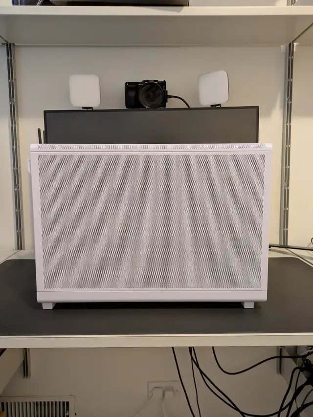 High End Gaming PC - Used - Built 2024 - 4070 Ti Super in Desktop Computers in City of Toronto - Image 4