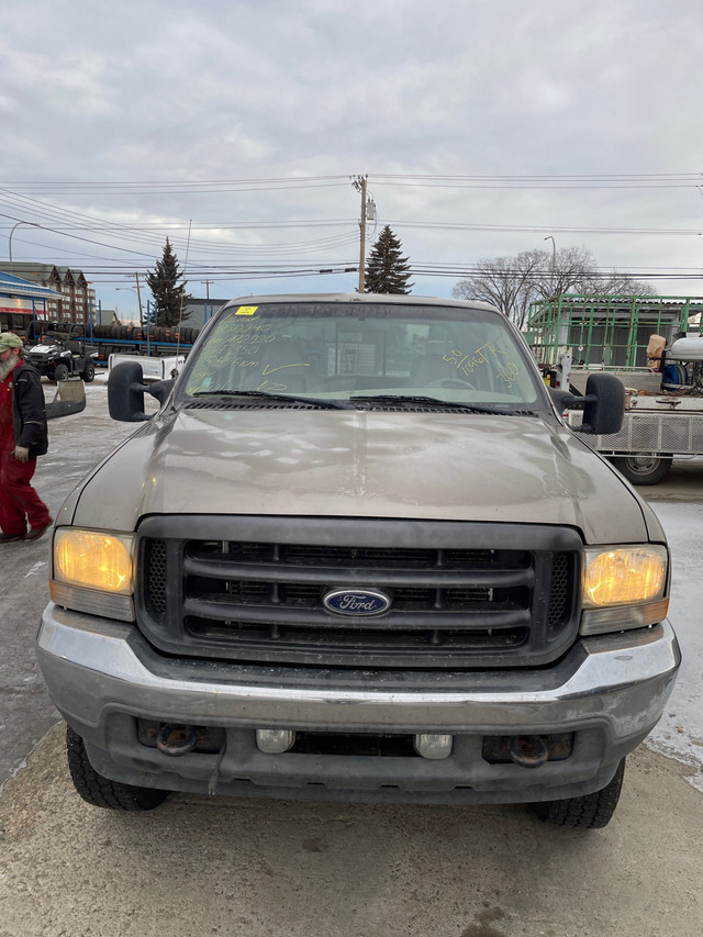  Parting out an 04 F-350  in Auto Body Parts in Edmonton - Image 2