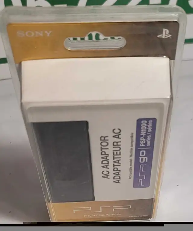 PSP Go Charger New in Sony PSP & Vita in Barrie - Image 4