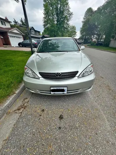 2003 TOYOTA CAMRY CLEAN TITLE - LOW KMS 