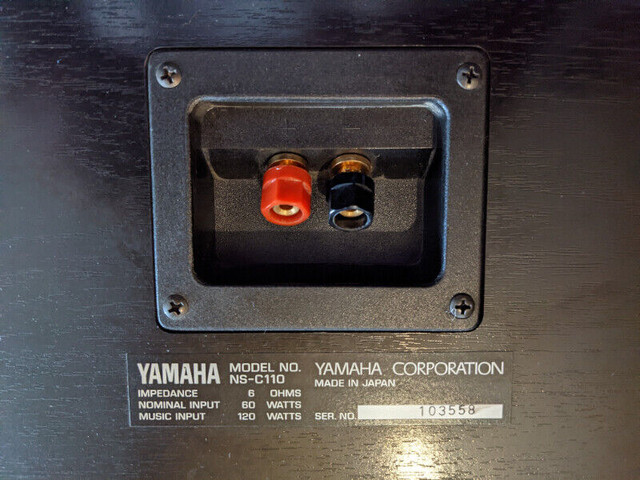 Yamaha NS-C110 Centre Channel Speaker in Speakers in Ottawa - Image 3
