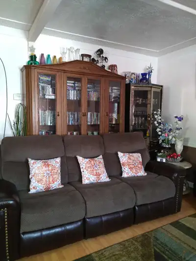 Private bedroom available near Sheppard Ave West/Yonge St subway