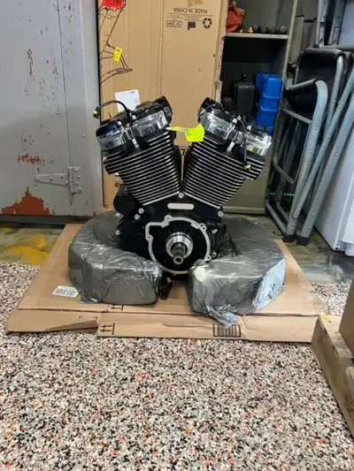 114ci Milwaukee Eight motor that came out of a 2024 Road King Special (bike was upgraded to a bigger...