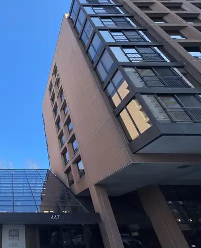 Stunning Luxury Penthouse in the Heart of Forest Hill South 447 Walmer Rd, Toronto Step into unparal...