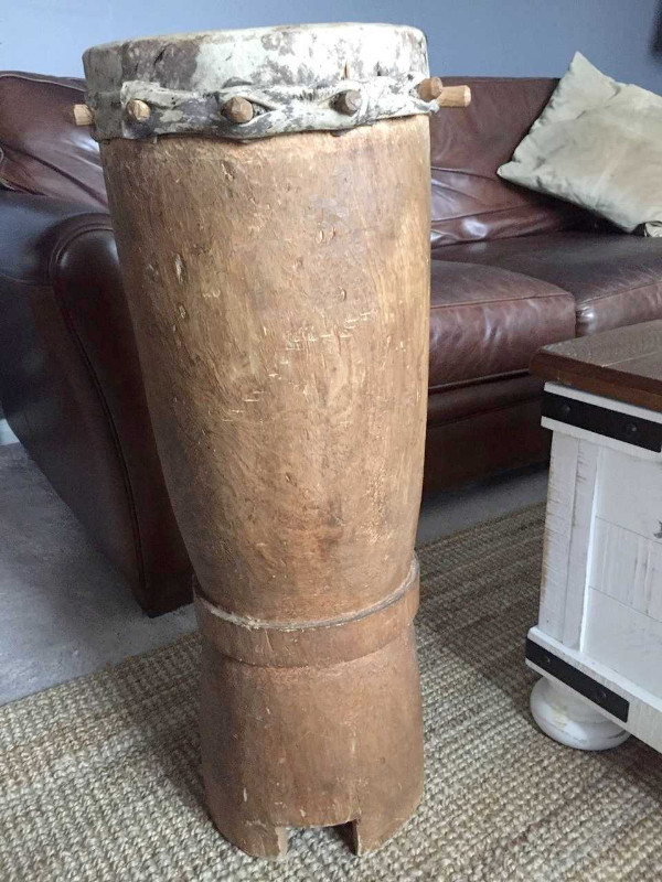 VINTAGE VENDA NGOMA ENGOMA AFRICAN HAND CARVED WOOD DRUM 30" in Drums & Percussion in Peterborough - Image 3