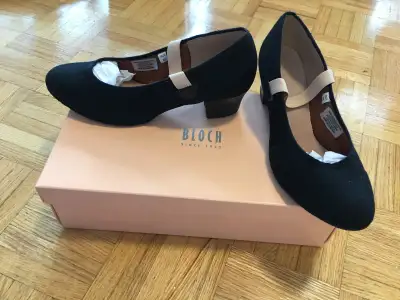 Low heel character dance shoes (New) size 6, View more