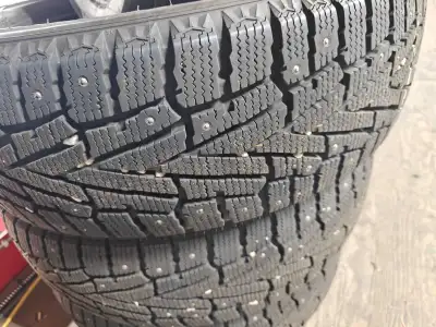 Polartrax gen2 - Winter tires used for one winter less than 2k km. Great condition. Sold the car sin...