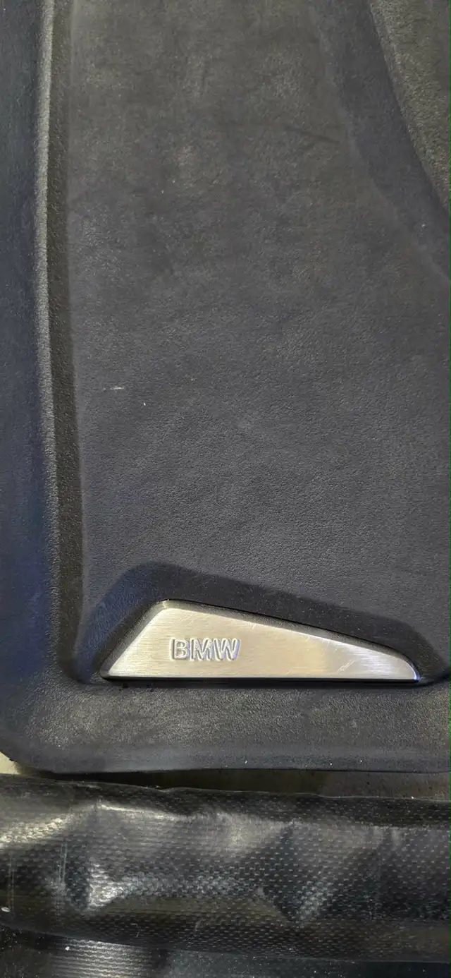 OEM Genuine  BMW X5 X6 All Weather  Rubber Floor Mats Set in Other Parts & Accessories in Windsor Region - Image 3