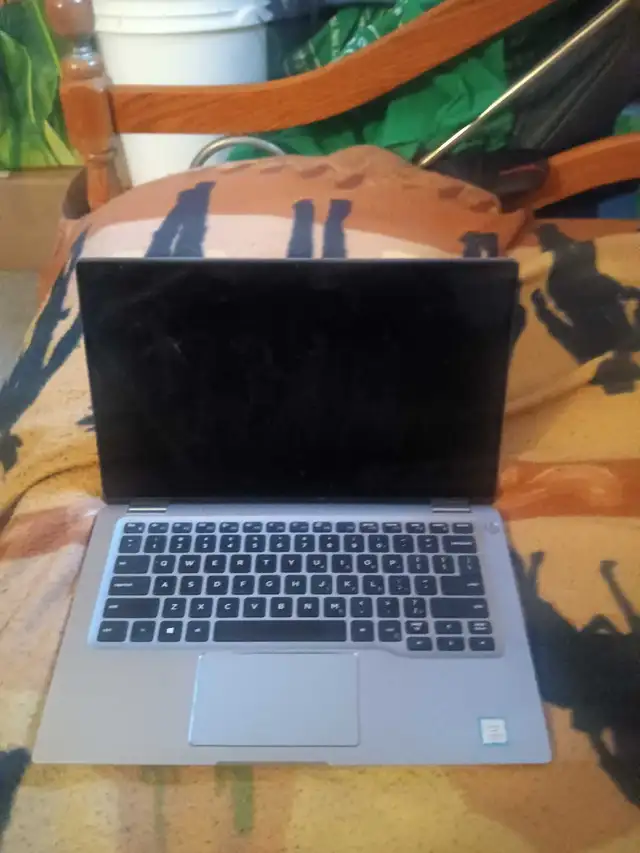 Dell Latitude 7400 2-in-1