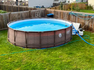 Slightly use pool for sale, like new. I had this one set up for 2 or 3 seasons. I decided to buy a r...