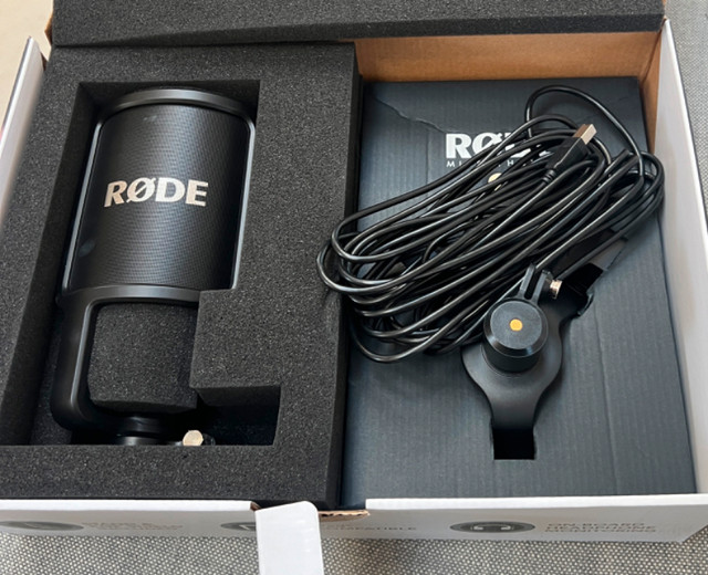 Rode NT-USB Versatile Studio-Quality Microphone in Pro Audio & Recording Equipment in Calgary - Image 2