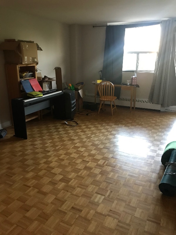 One bedroom apartment downtown waterfront Burlington Long Term