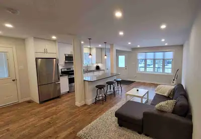 Beautiful 3 Bedroom Semi-Detached Home for Rent!