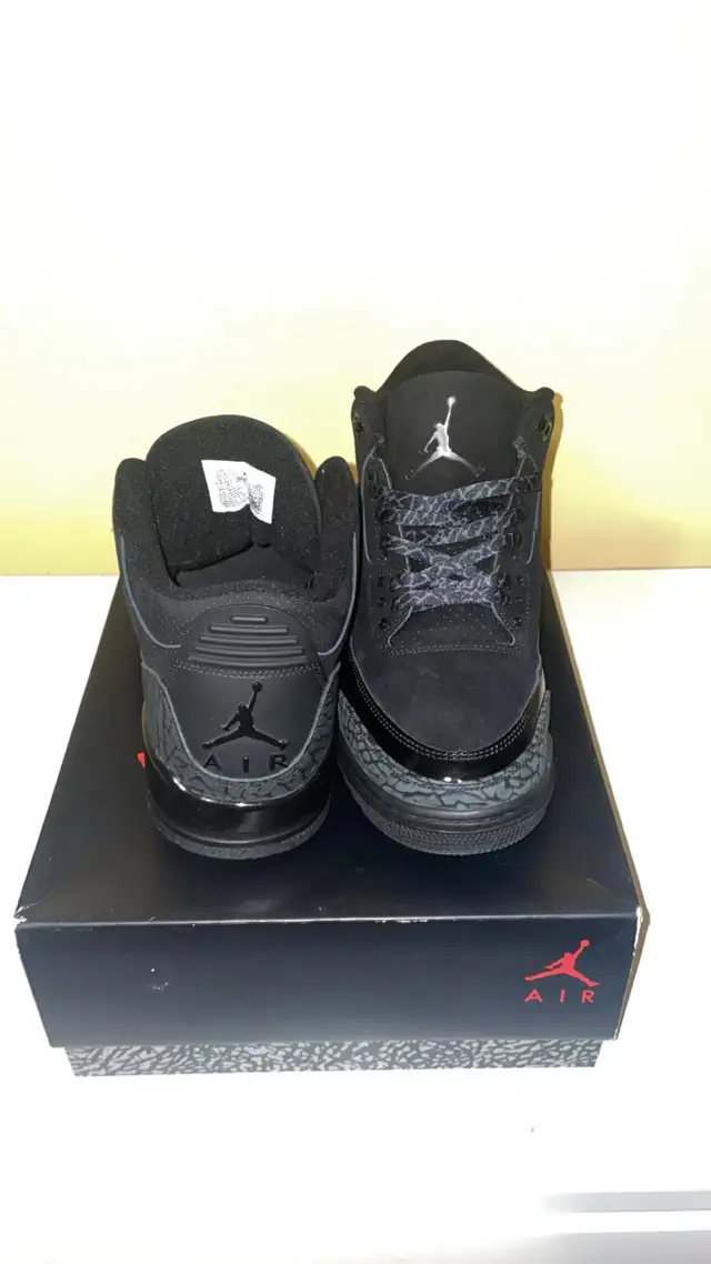 Jordan 3 Black Cat 2025 in Men's Shoes in Oshawa / Durham Region - Image 3