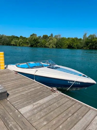 20.5 ft. Stingray Powerboat for sale