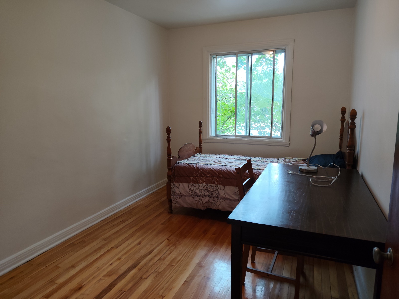 $850 All-Inc Furnished Room – 7 Min Walk to Concordia Loyola NDG — photo 2