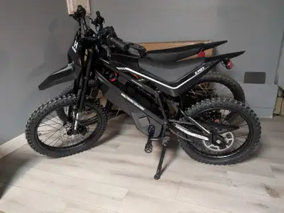 Brand new in stock. Black, Purple, Blue, Gray & Red Mid-Drive 60v electric dirtbike/emoto. 27AH remo...