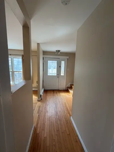 House Lease Takeover Available - Starting August 1 9 90 Amaranth Crescent, Dartmouth, NS Looking for...