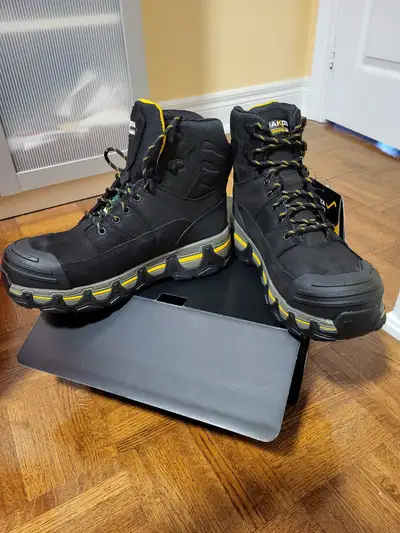 Tarantula Brand Safety Boots $210 Originally paid $240 BNIB Size 10 Made in Cambodia Colour Black wi...