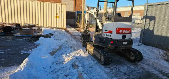Excavation566535486618347521