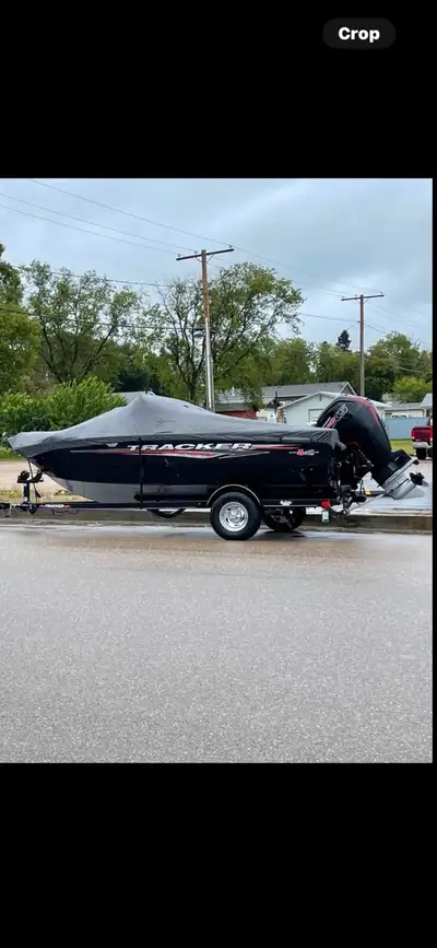 Tracker V175 with 115 ProXS outboard and Trailer. Mint condition less than 15 hours used.